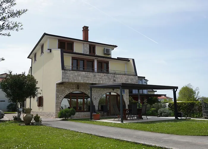 Apartments Krnjic